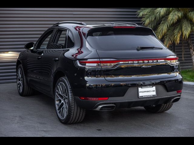 2020 Porsche Macan Base