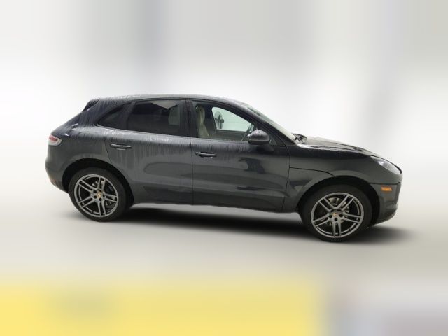 2020 Porsche Macan Base