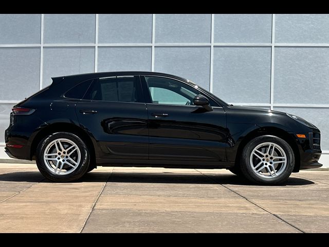 2020 Porsche Macan Base