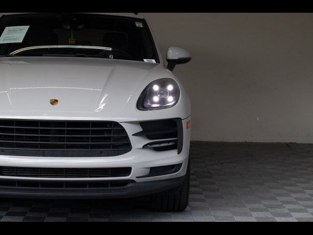 2020 Porsche Macan Base