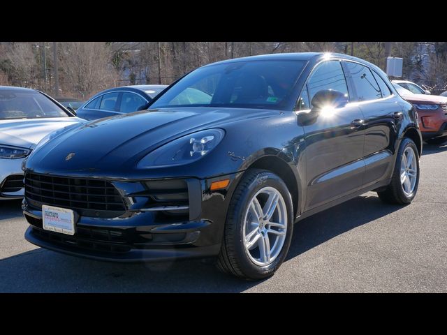 2020 Porsche Macan Base