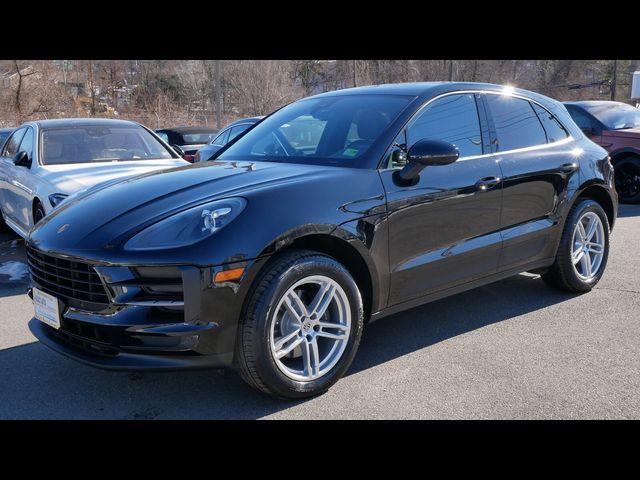 2020 Porsche Macan Base