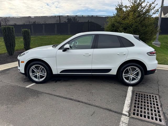 2020 Porsche Macan Base