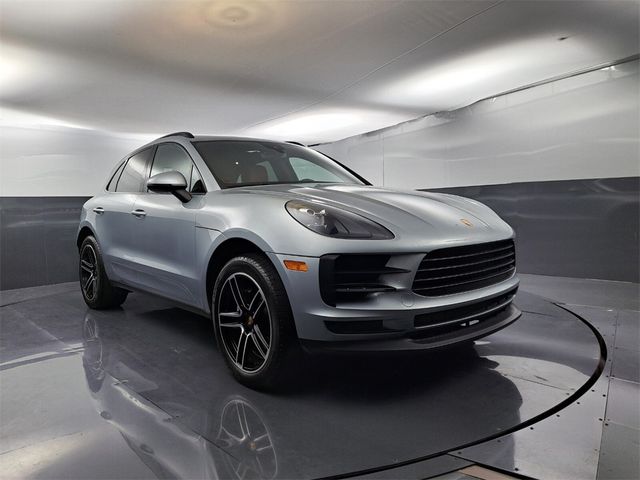 2020 Porsche Macan Base