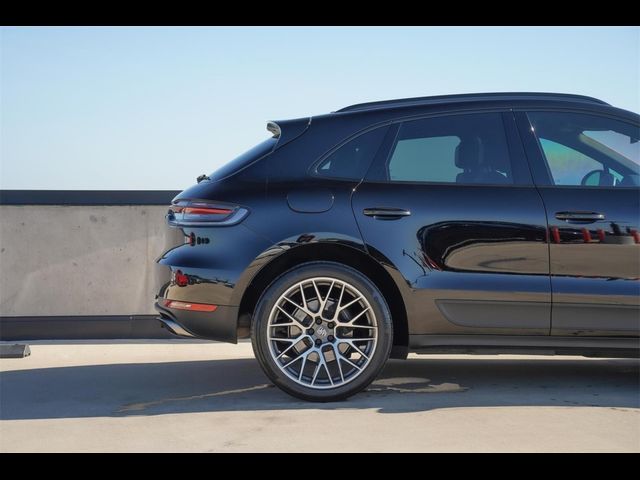 2020 Porsche Macan Base