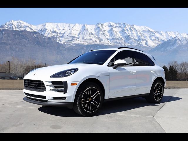 2020 Porsche Macan Base