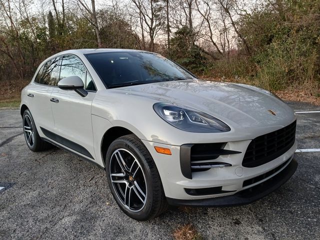 2020 Porsche Macan Base