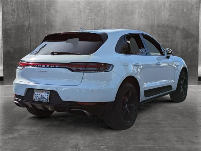 2020 Porsche Macan Base