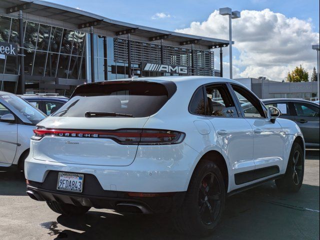 2020 Porsche Macan Base