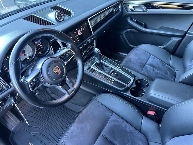 2020 Porsche Macan S