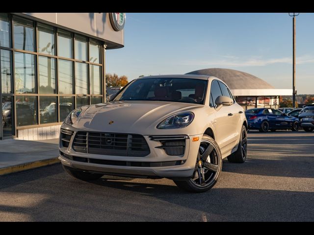 2020 Porsche Macan Turbo