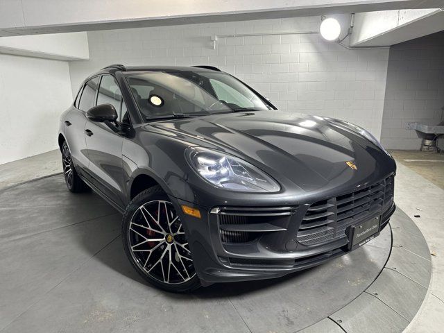 2020 Porsche Macan Turbo