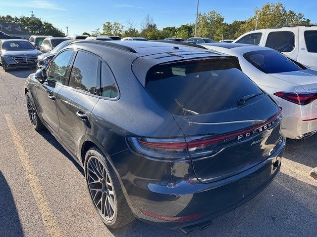 2020 Porsche Macan Turbo