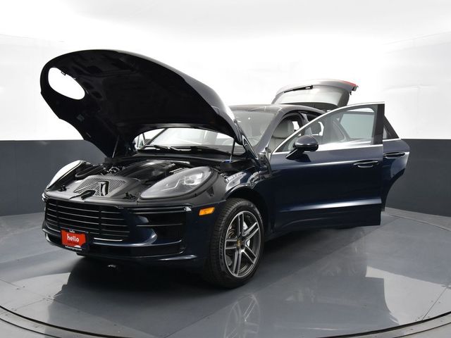 2020 Porsche Macan Turbo