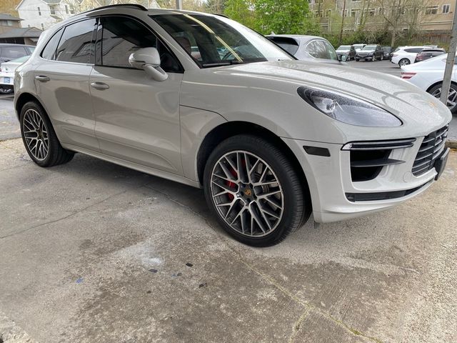 2020 Porsche Macan Turbo