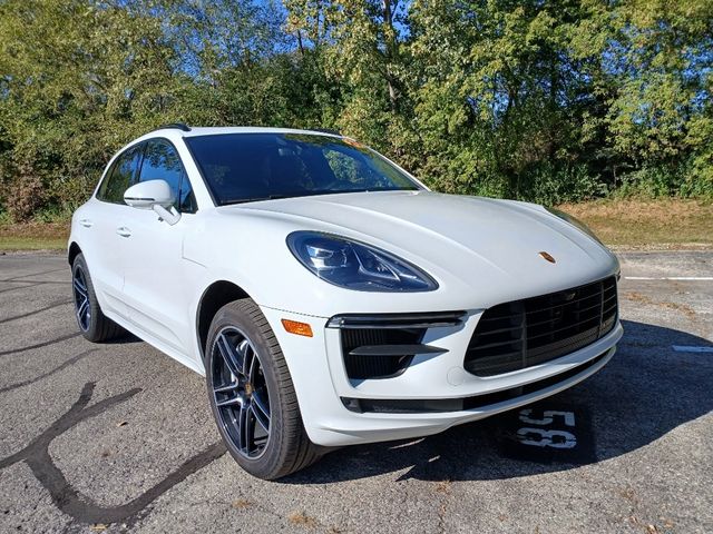 2020 Porsche Macan Turbo