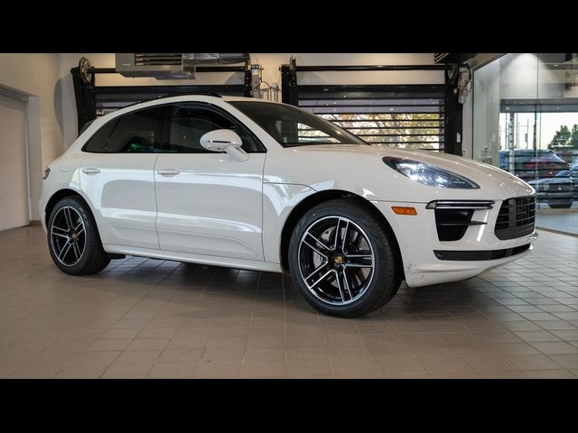 2020 Porsche Macan Turbo