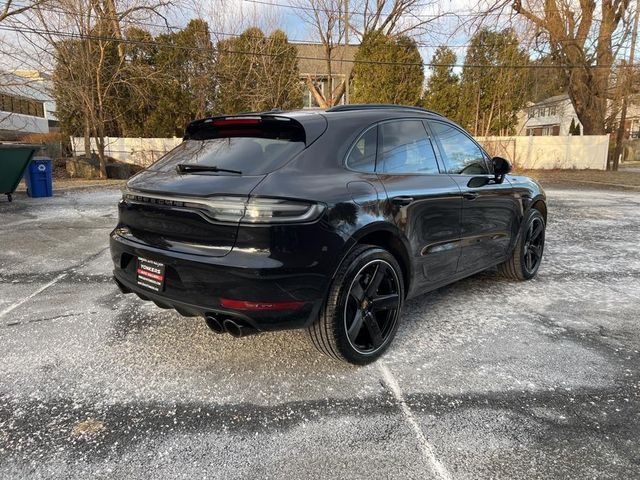 2020 Porsche Macan Turbo