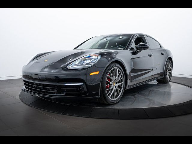 2020 Porsche Panamera 4