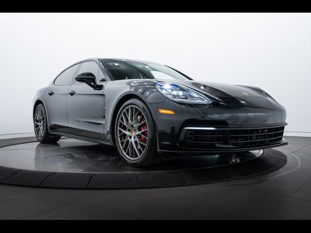 2020 Porsche Panamera 4