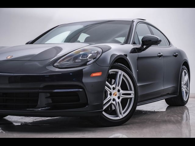 2020 Porsche Panamera 4