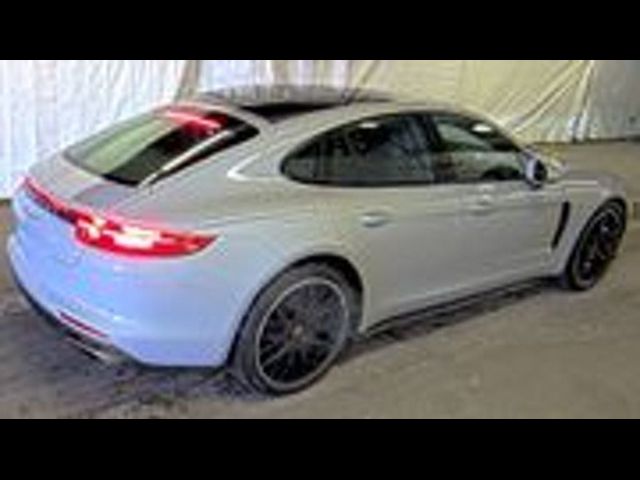 2020 Porsche Panamera 4