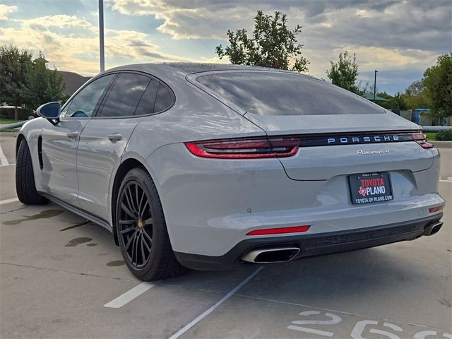 2020 Porsche Panamera 4