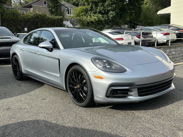 2020 Porsche Panamera Base