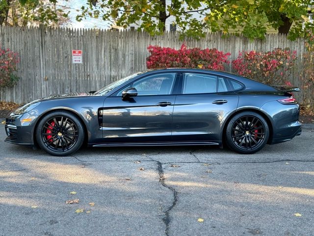 2020 Porsche Panamera GTS