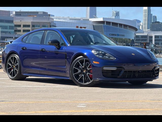 2020 Porsche Panamera GTS