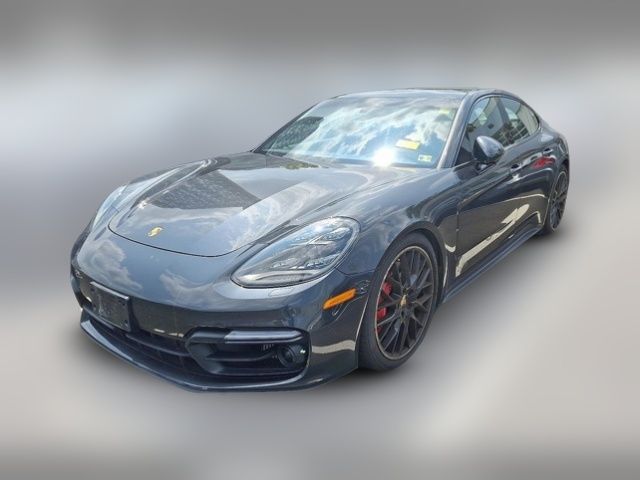 2020 Porsche Panamera GTS
