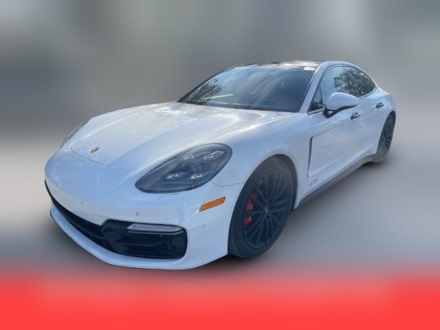 2020 Porsche Panamera GTS