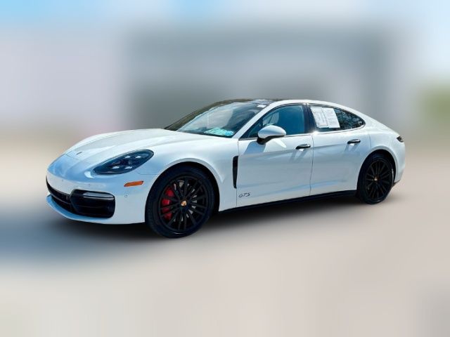 2020 Porsche Panamera GTS