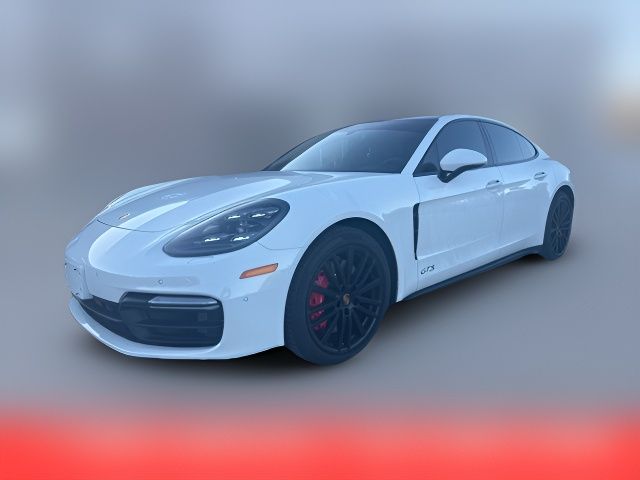 2020 Porsche Panamera GTS