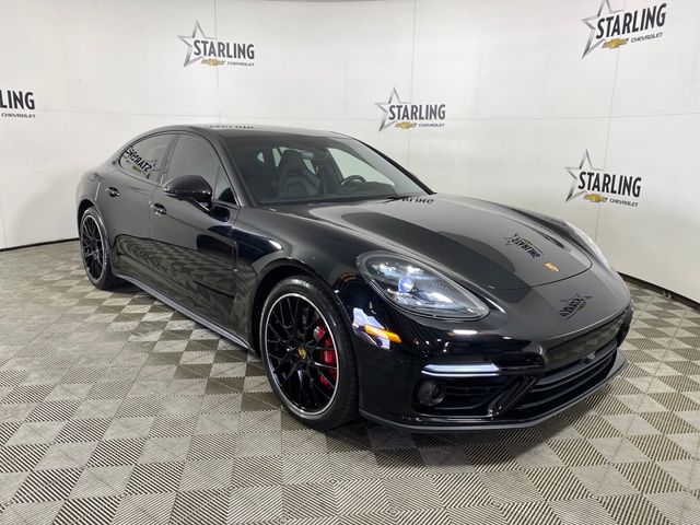 2020 Porsche Panamera Turbo