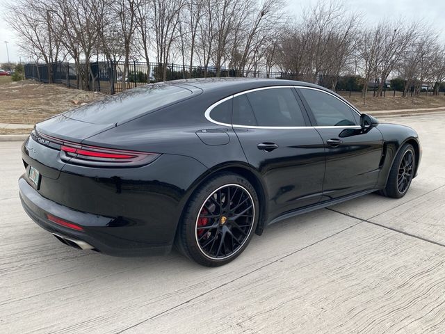 2020 Porsche Panamera Turbo