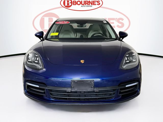 2020 Porsche Panamera 