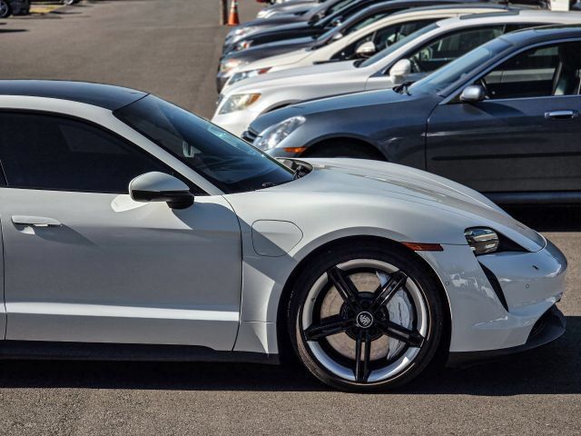 2020 Porsche Taycan 4S