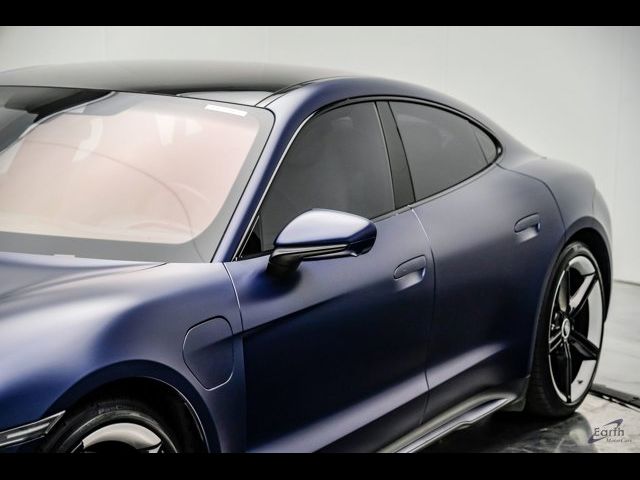 2020 Porsche Taycan Turbo