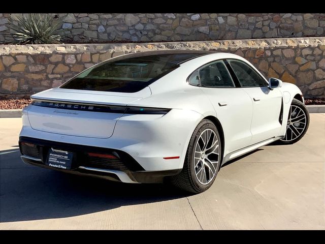 2020 Porsche Taycan Turbo