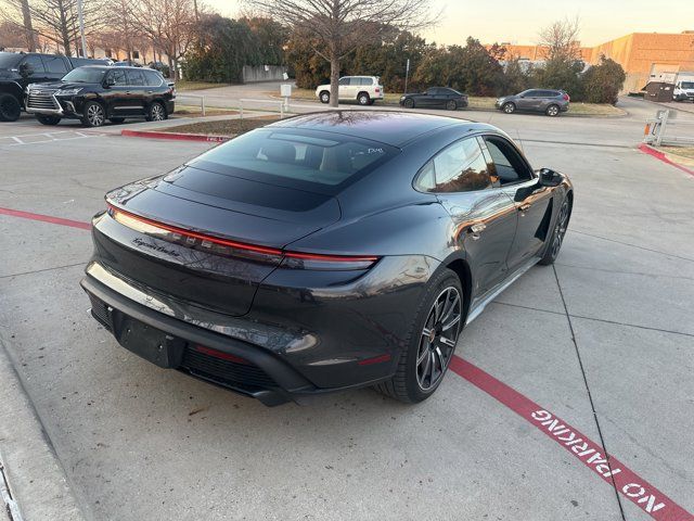 2020 Porsche Taycan Turbo