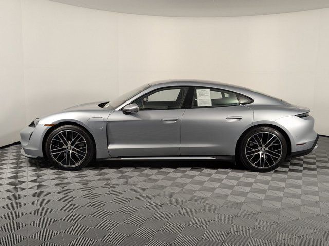 2020 Porsche Taycan Turbo