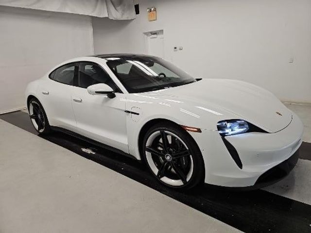 2020 Porsche Taycan Turbo