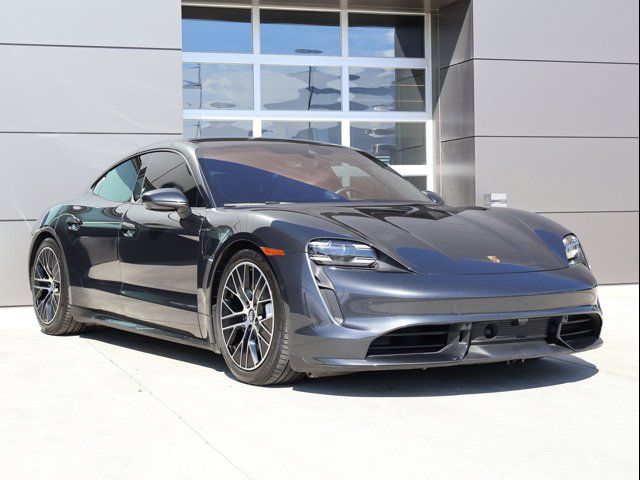 2020 Porsche Taycan Turbo