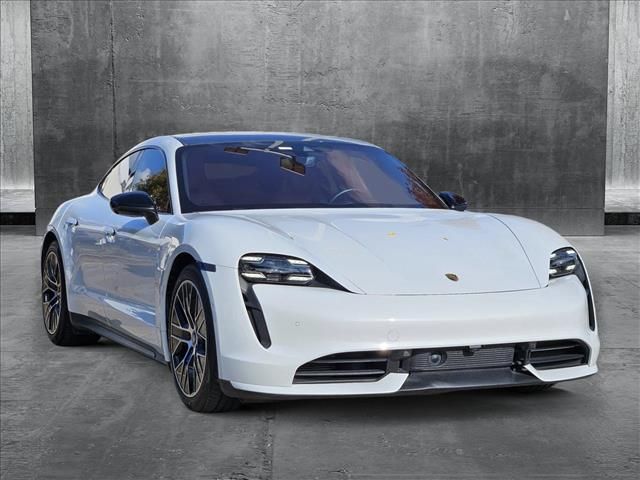 2020 Porsche Taycan Turbo