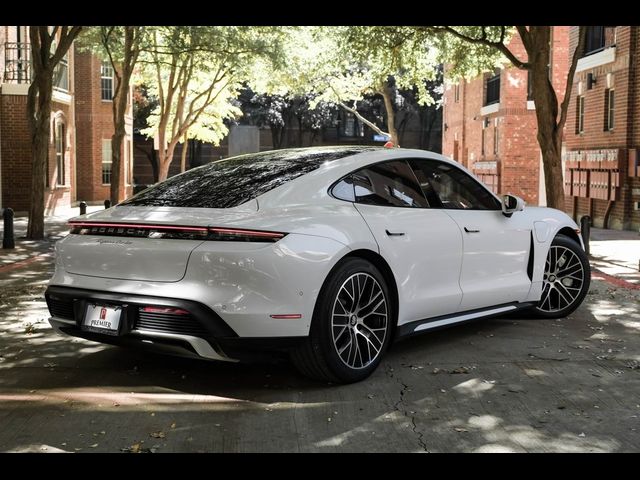 2020 Porsche Taycan Turbo