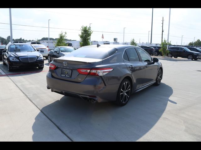 2020 Toyota Camry SE Nightshade