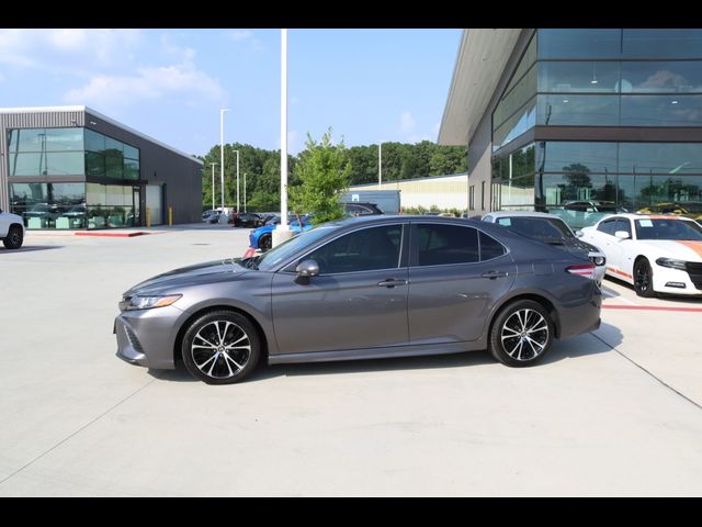 2020 Toyota Camry SE Nightshade