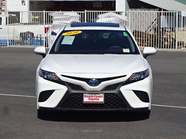 2020 Toyota Camry Hybrid SE