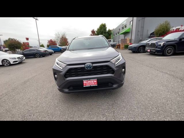 2020 Toyota RAV4 Hybrid XLE